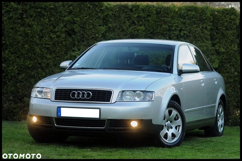 Audi A4 Limousine - 14