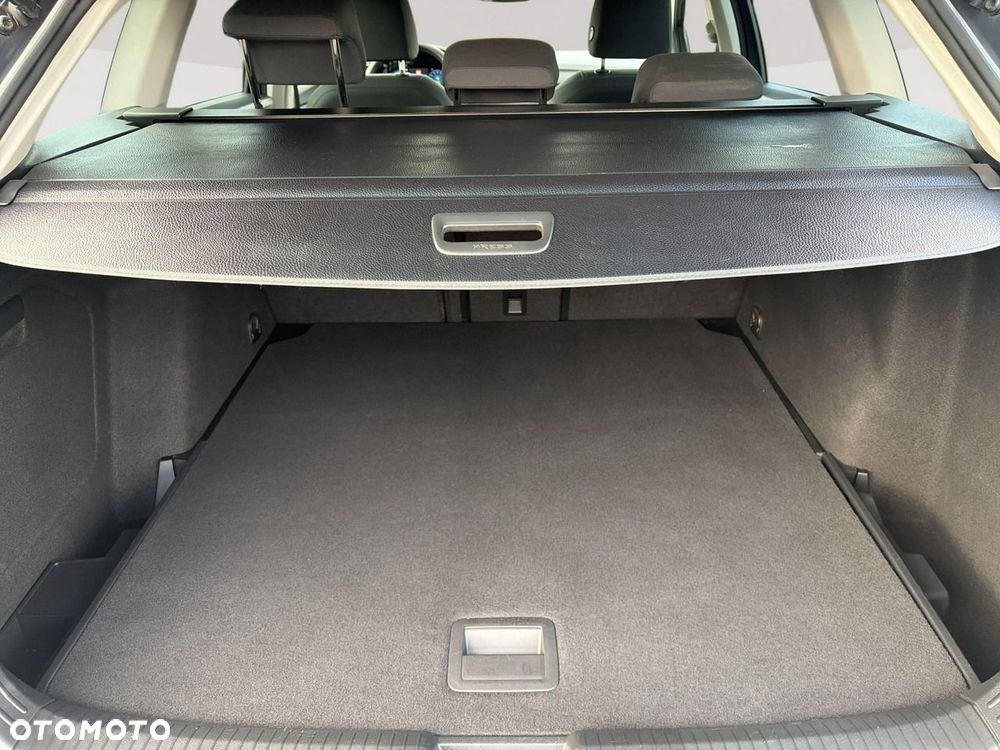 Volkswagen Golf 1.5 TSI EVO Style - 25