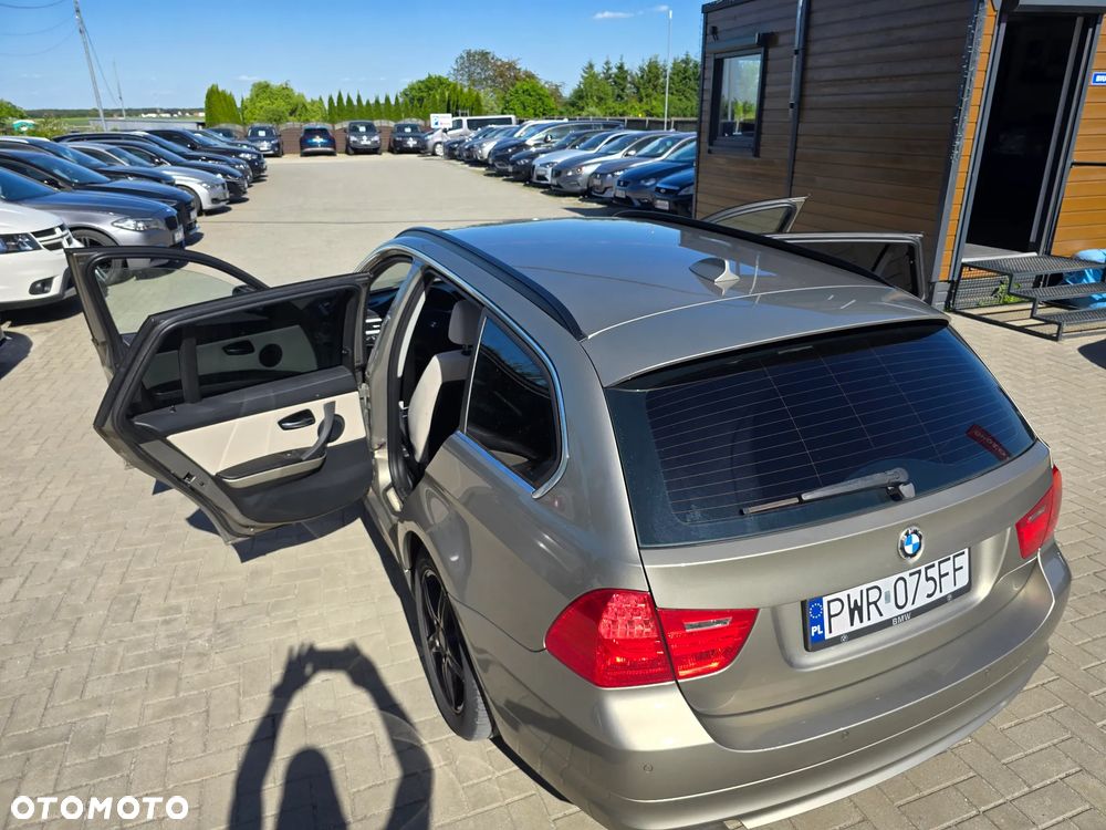 BMW Seria 3 - 37