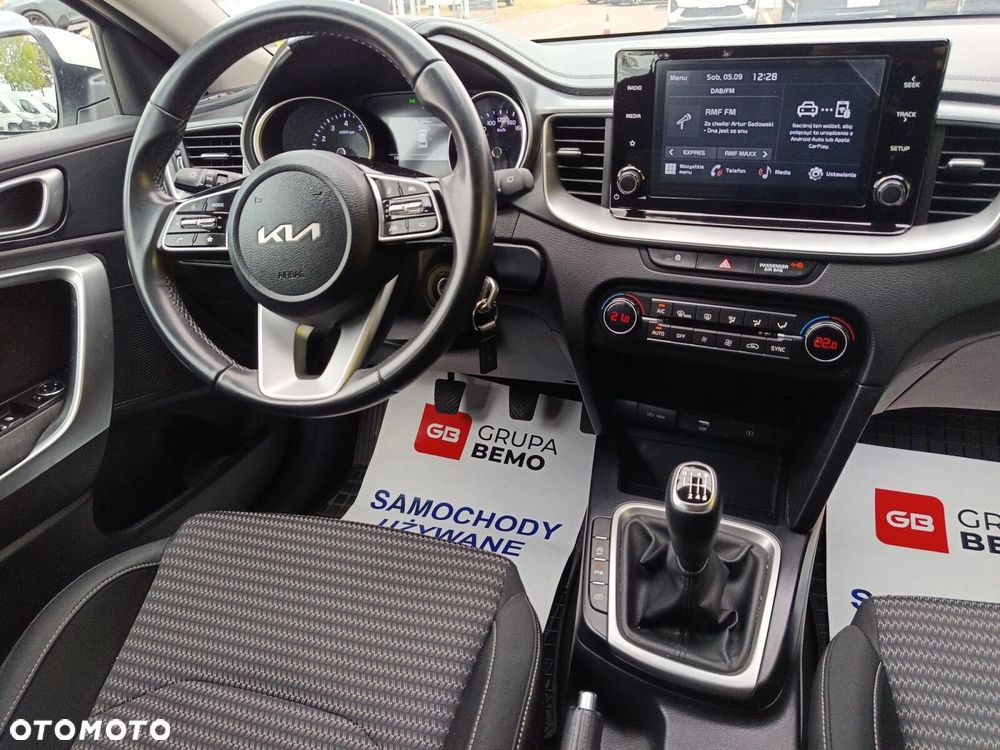 Kia Ceed 1.5 T-GDI M - 19