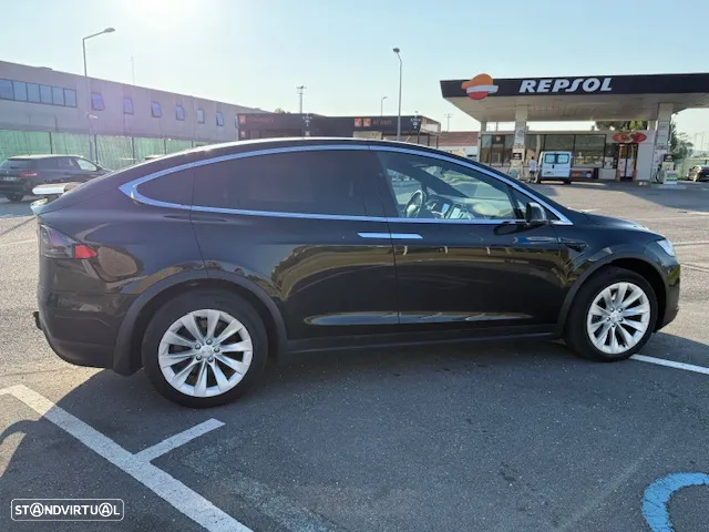 Tesla Model X 100D AWD - 17