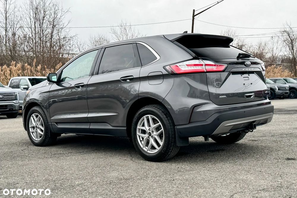 Ford Edge - 5