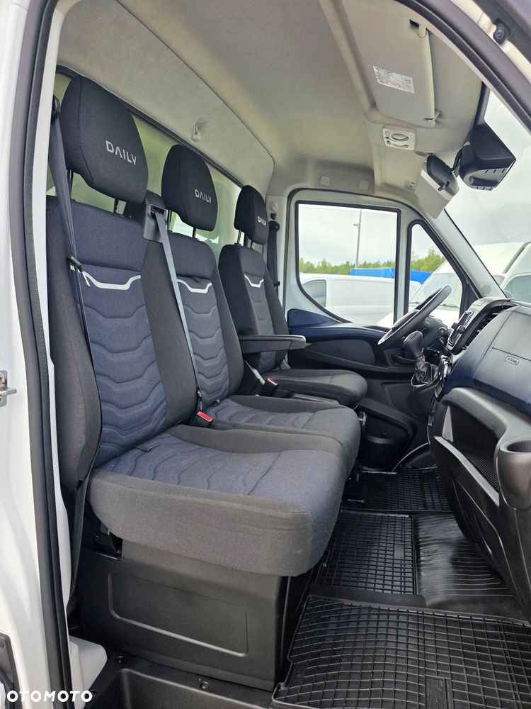 Iveco 35-180 3.0 HPI 180 KONNY KONTENER 4.2 M KLIMA HIMATIC 8 BIEGÓW WEBASTO DO 3.5 T NAVIGACJA GWARANCJA - 18