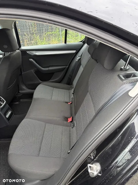 Skoda Octavia 1.8 TSI Edition - 4