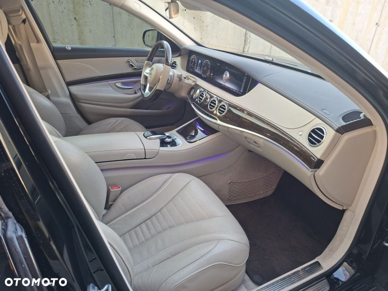 Mercedes-Benz Klasa S 560 L 4Matic 9G-TRONIC - 23