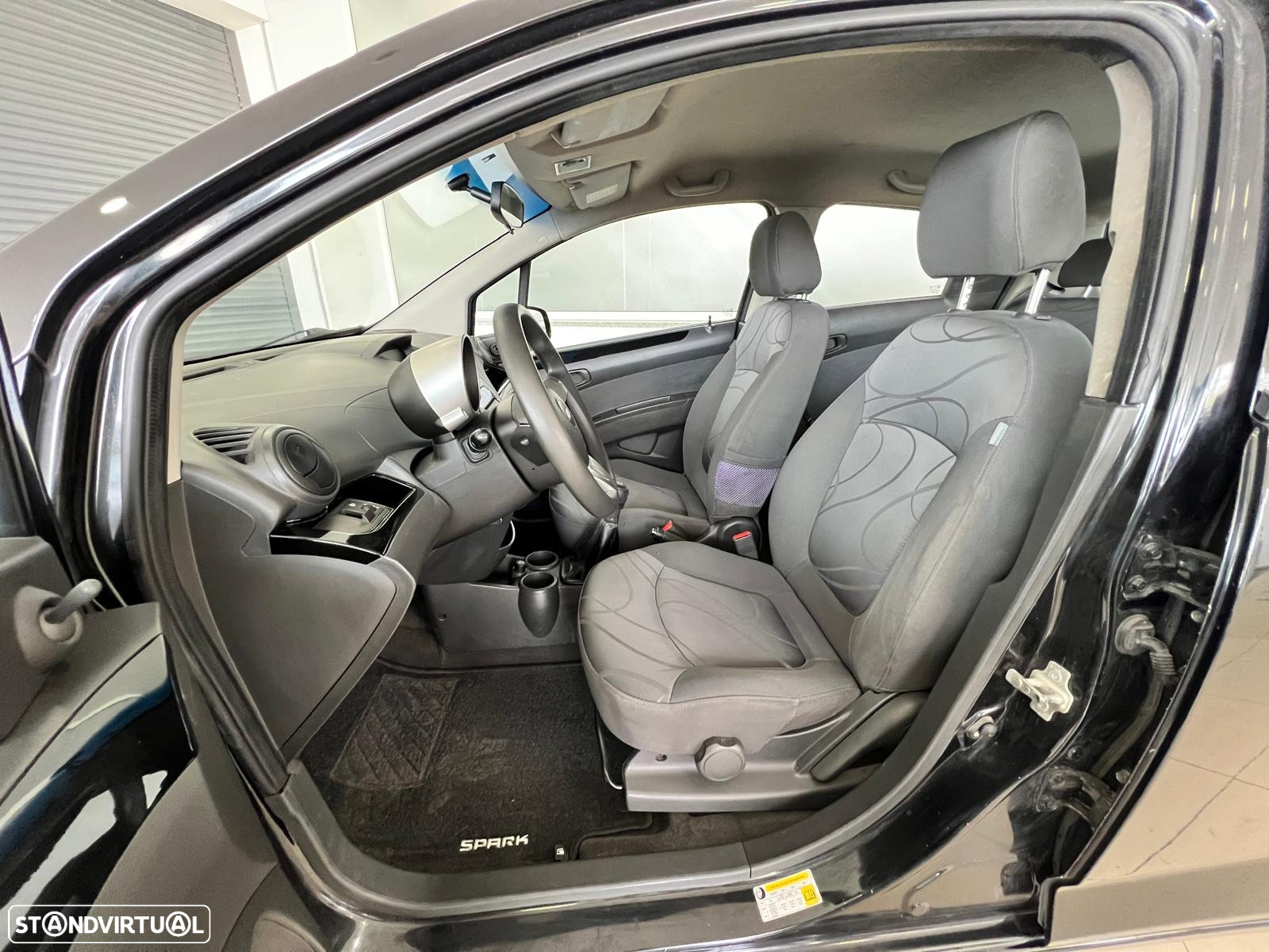 Chevrolet Spark 1.0 LS - 6