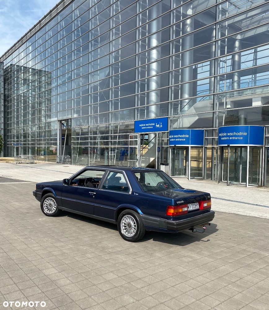 Volvo 780 - 3