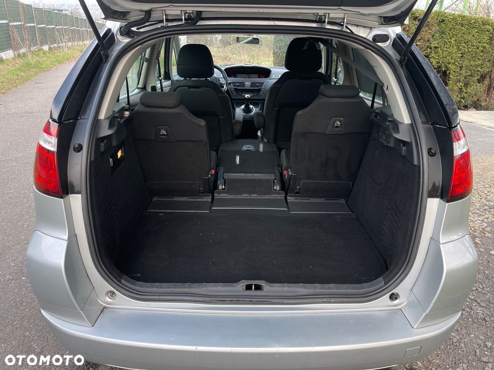 Citroën C4 Picasso - 11