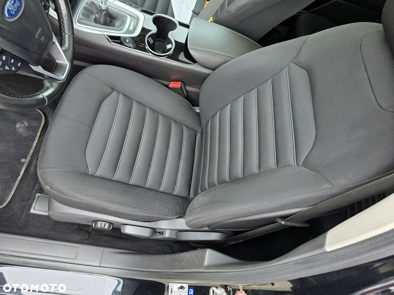 Ford Mondeo 2.0 EcoBlue Titanium - 22