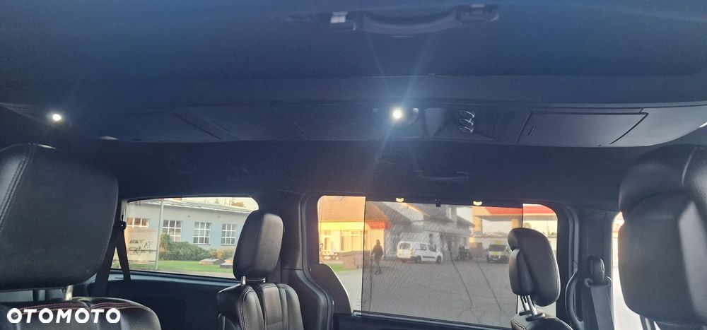 Dodge Grand Caravan - 29