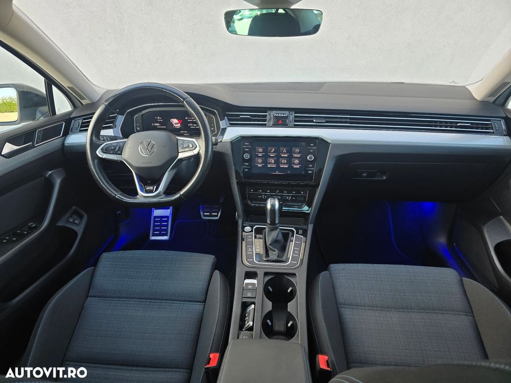 Volkswagen Passat Standard - 25