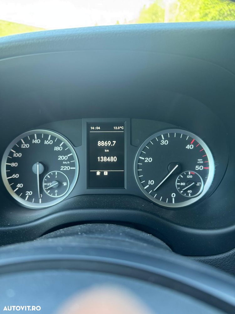 Mercedes-Benz VITO - 22
