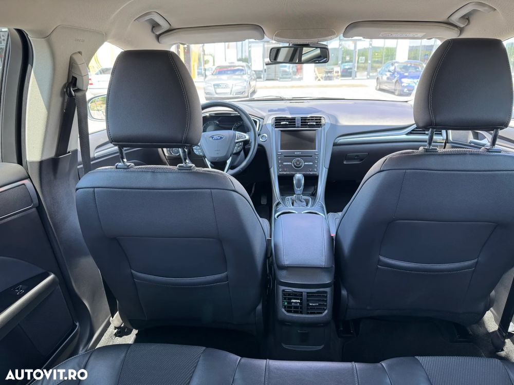 Ford Mondeo 2.0 TDCi Powershift Titanium - 20
