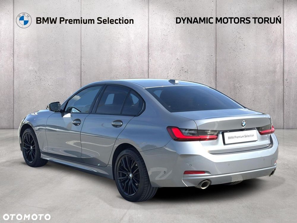 BMW Seria 3 320i - 8