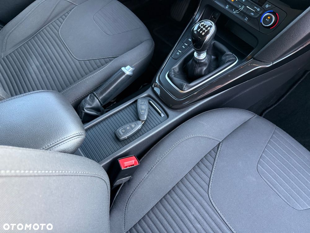 Ford Focus 1.0 EcoBoost Edition - 23