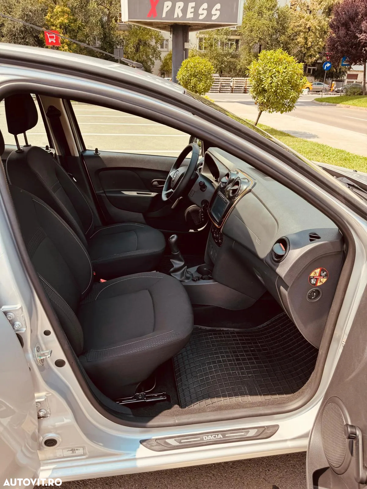 Dacia Logan MCV SCe 75 Laureate - 7