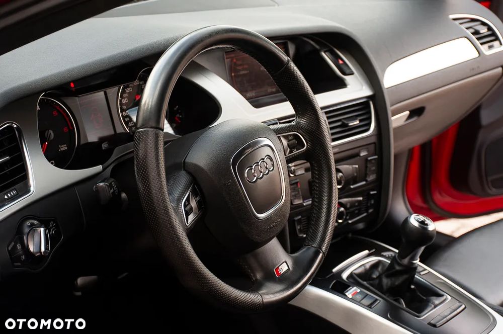 Audi A4 Avant 2.0 TDI DPF S line Sportpaket - 28