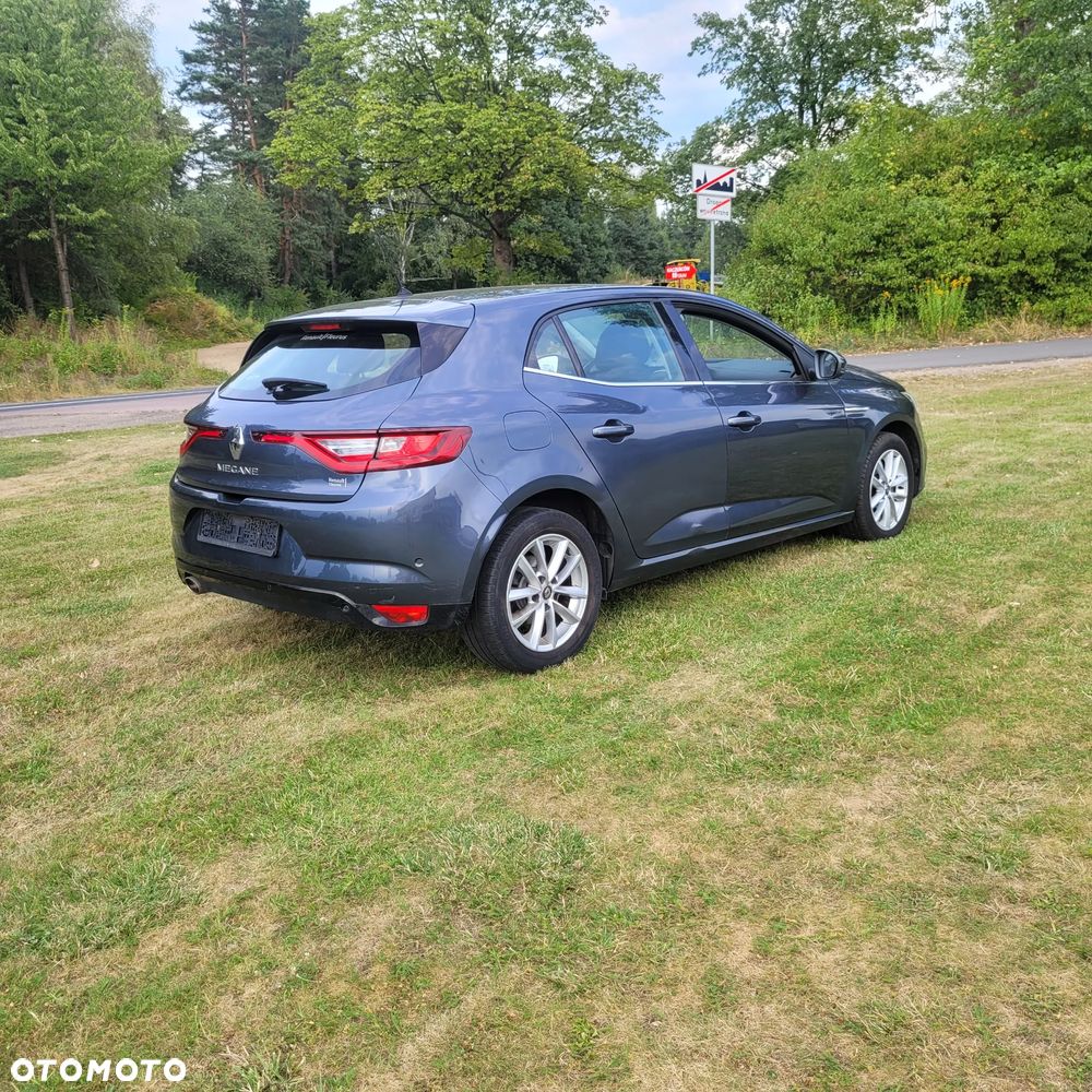 Renault Megane TCe 115 GPF ZEN - 17