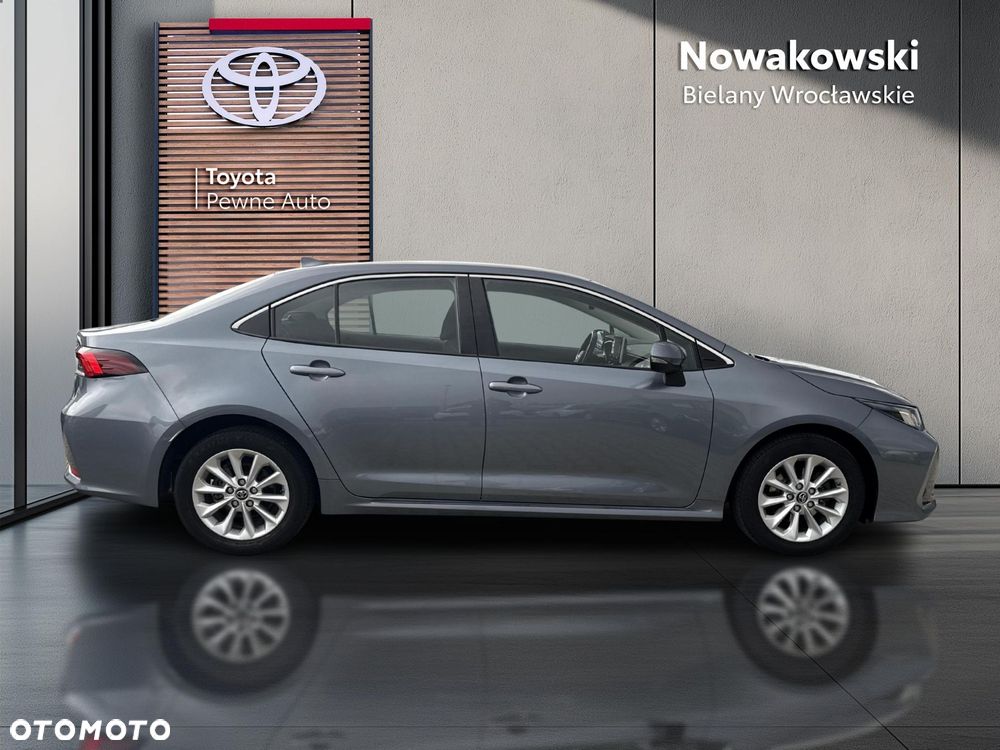 Toyota Corolla - 6