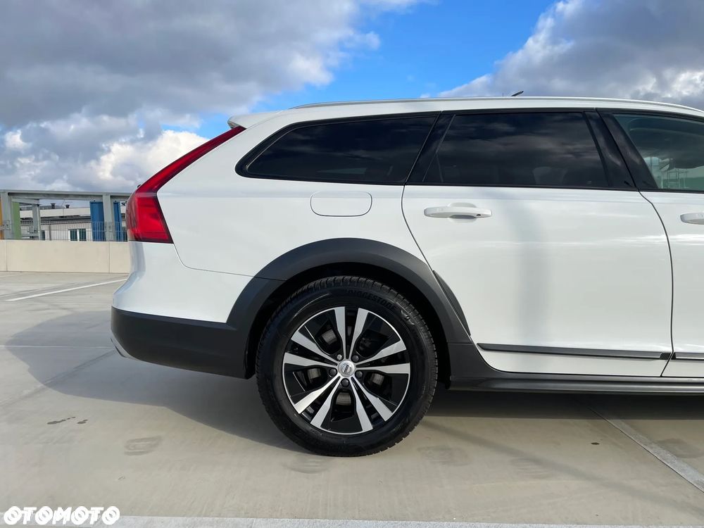 Volvo V90 Cross Country T5 AWD - 13