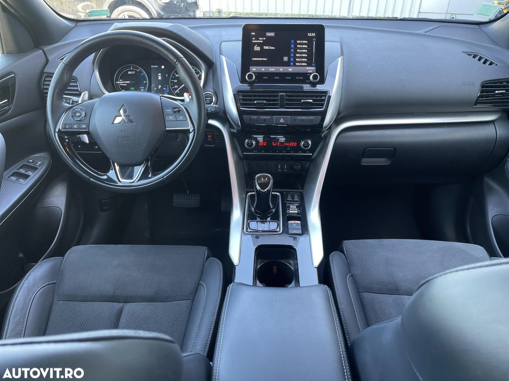 Mitsubishi Eclipse-Cross - 26