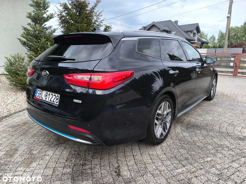 Kia Optima Plug-in Hybrid - 11
