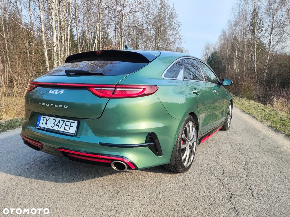 Kia ProCeed - 16