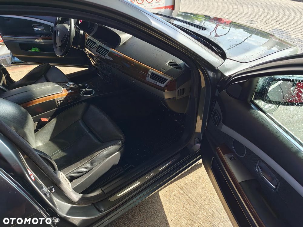 BMW Seria 7 - 9