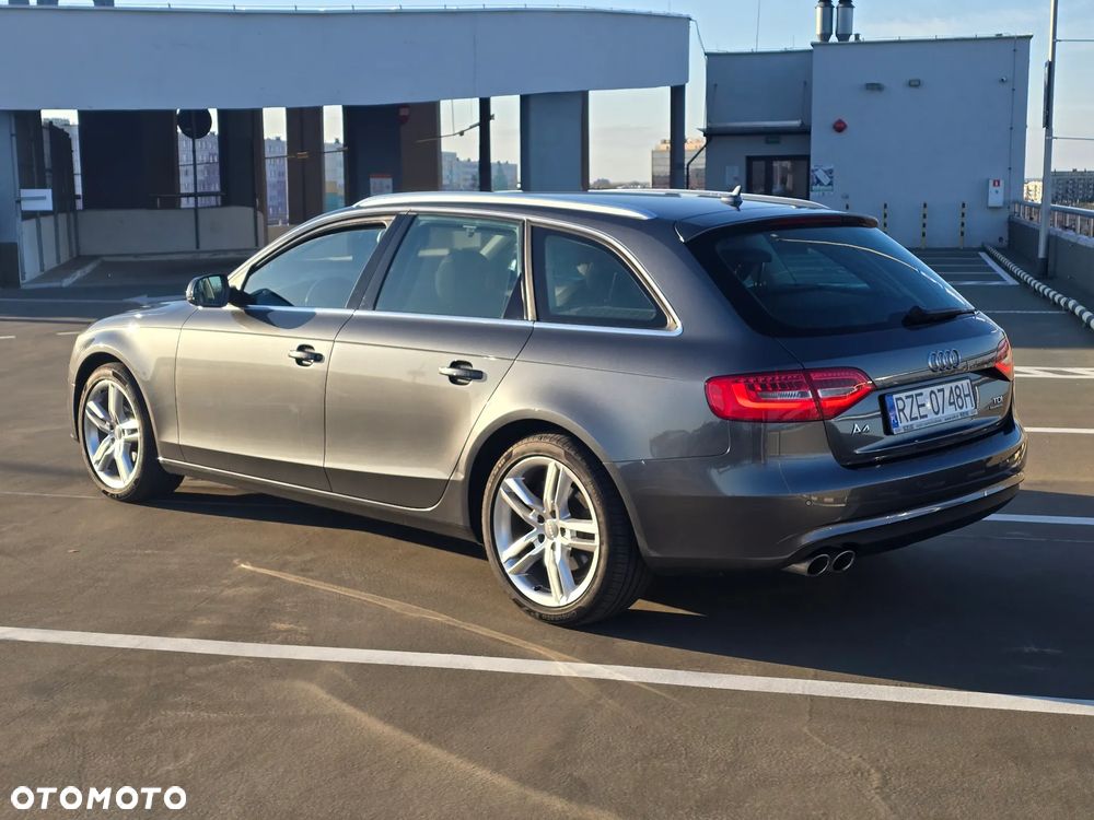 Audi A4 Avant 2.0 TDI DPF clean diesel quattro S tronic Attraction - 3