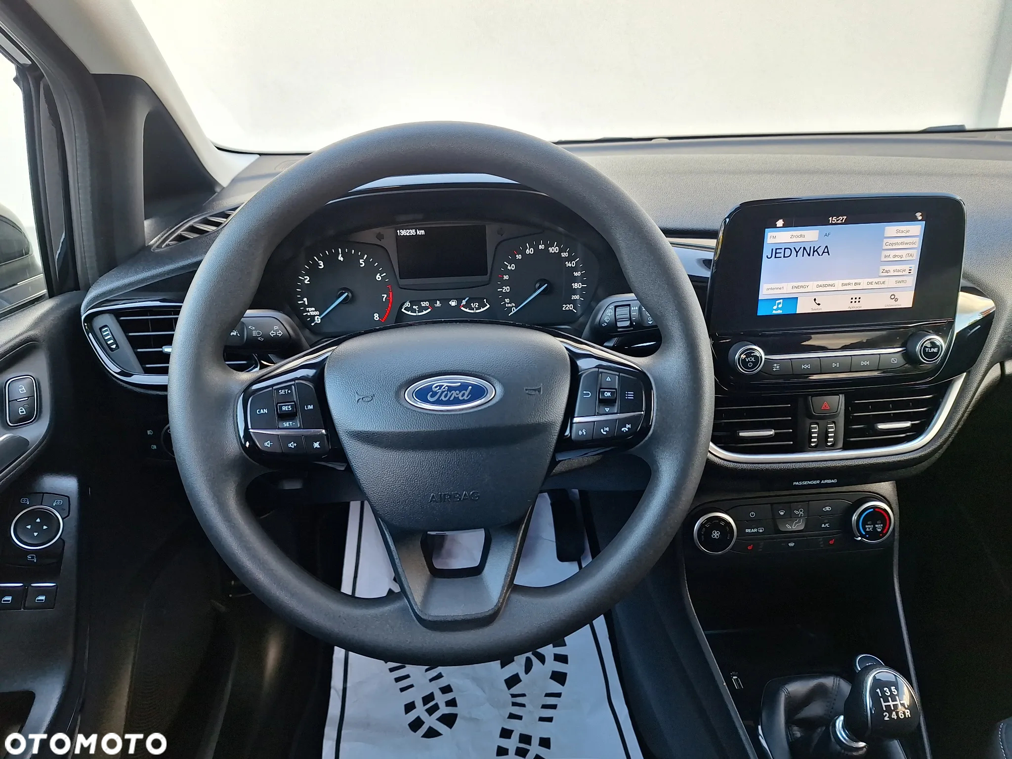 Ford Fiesta 1.0 EcoBoost Titanium X - 23