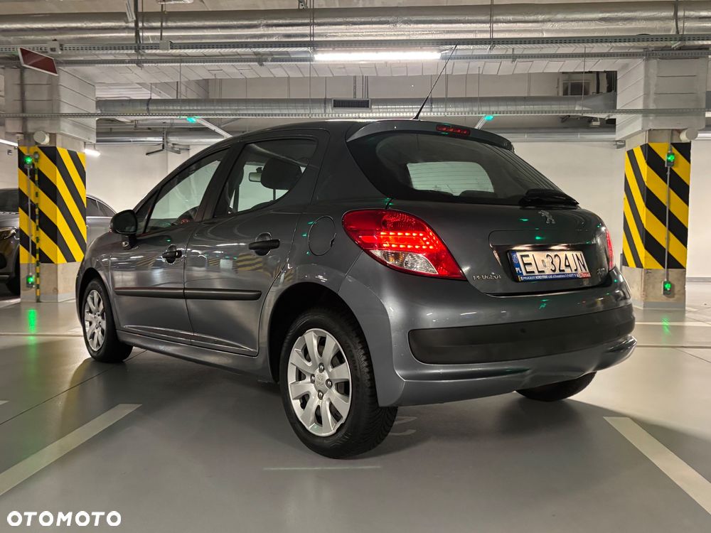 Peugeot 207 1.4 Active - 8