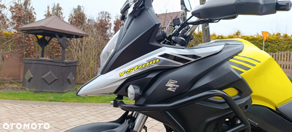 Suzuki V-STROM - 40