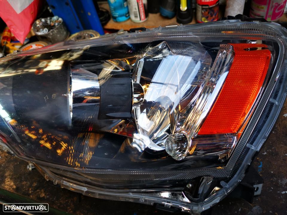 MITSUBISHI LANCER FAROL FRENTE - FF500 FF501 - 11