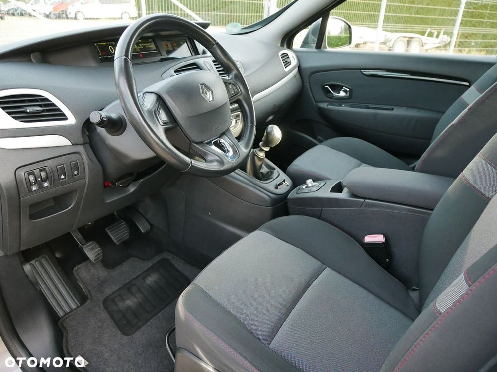Renault Scenic ENERGY TCe 115 S&S Paris - 3