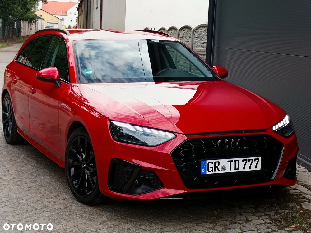Audi A4 Avant 35 TFSI mHEV - 1