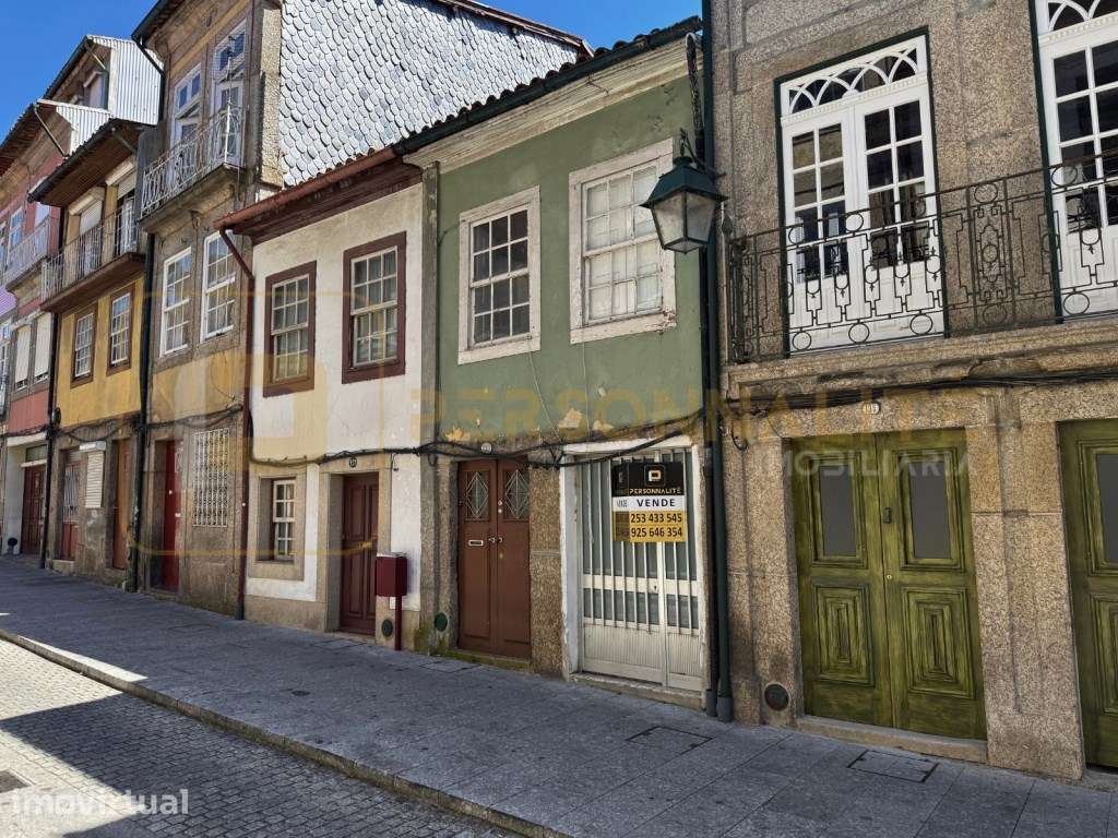 Prédio no Coração de Guimarães - Grande imagem: 3/5