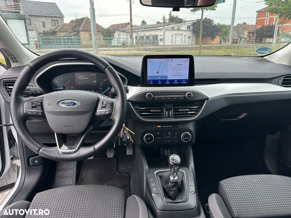 Ford Focus 1.5 EcoBlue Start-Stopp-System COOL&CONNECT - 10