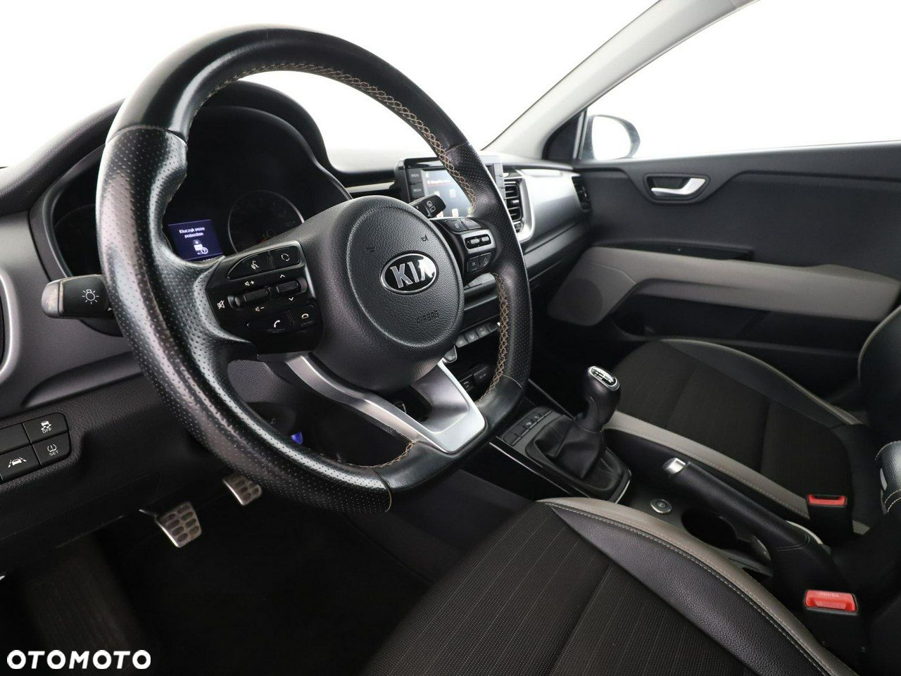 Kia Stonic - 14