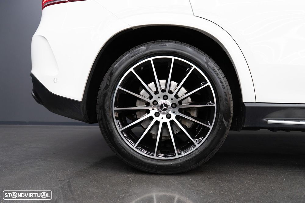 Mercedes-Benz GLE 350 de 4Matic 9G-TRONIC AMG Line - 52
