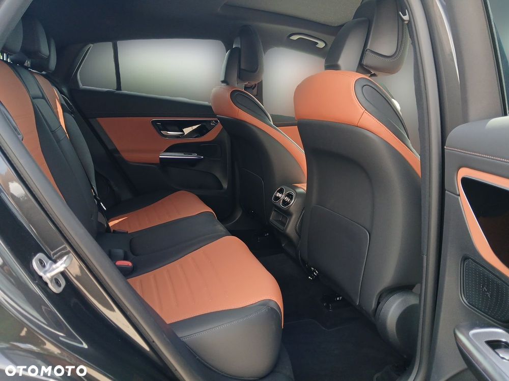 Mercedes-Benz GLC 200 mHEV 4-Matic AMG Line - 15