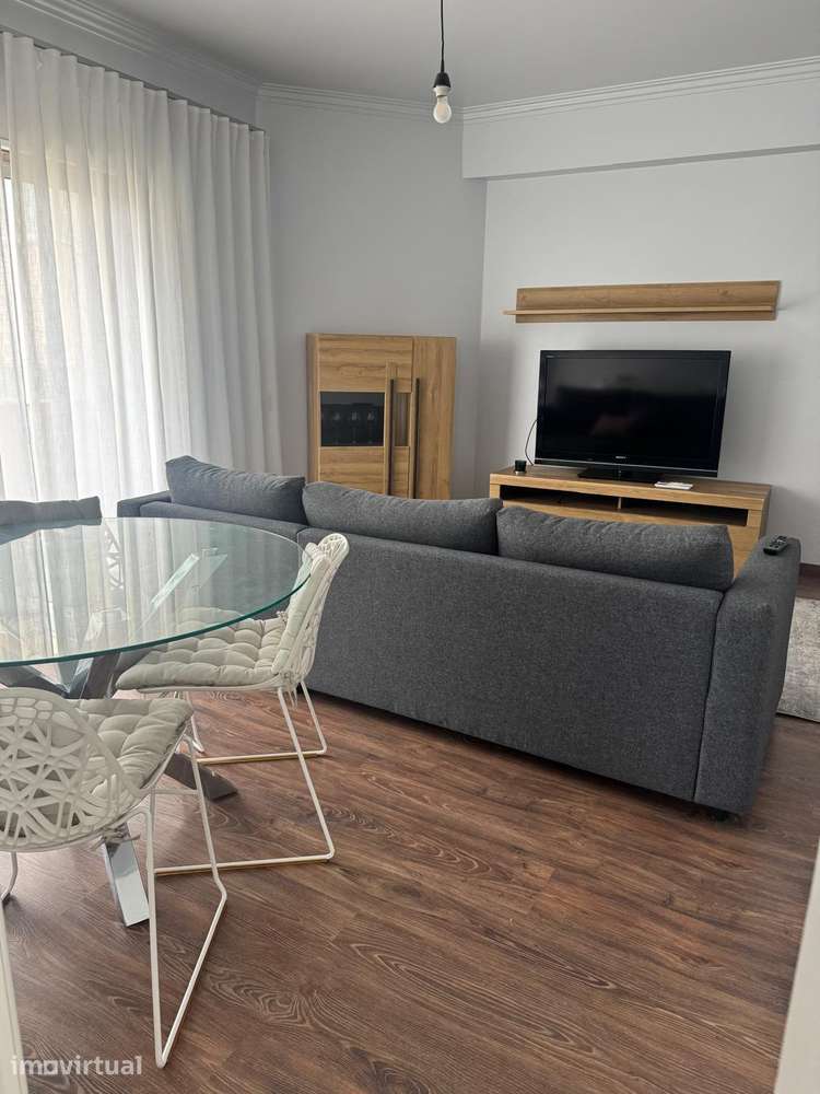 Alugo Apartamento T2 - Reboleira - Grande imagem: 3/15