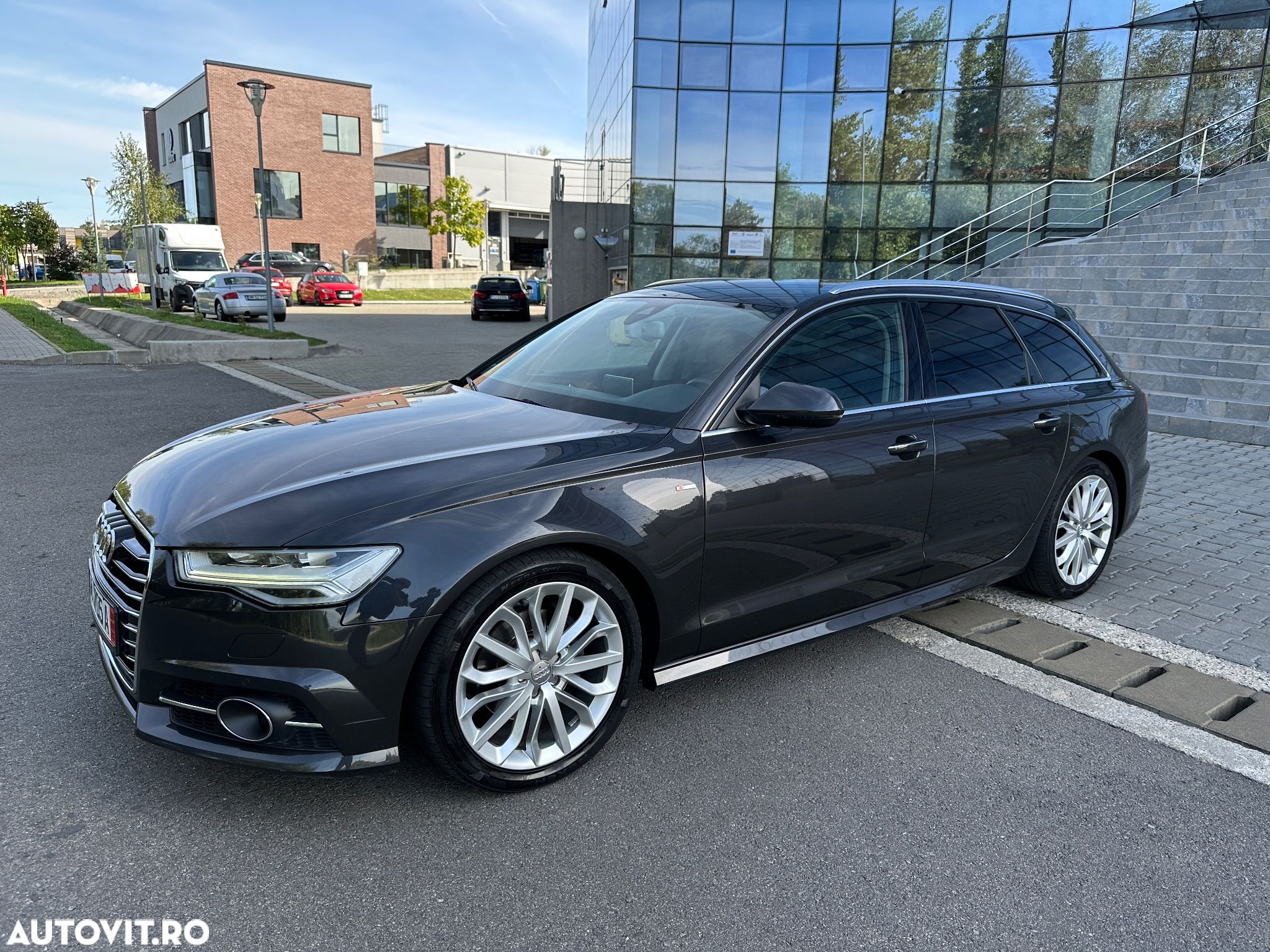 Audi A6 Avant 2.0 TDI Ultra S tronic - 1