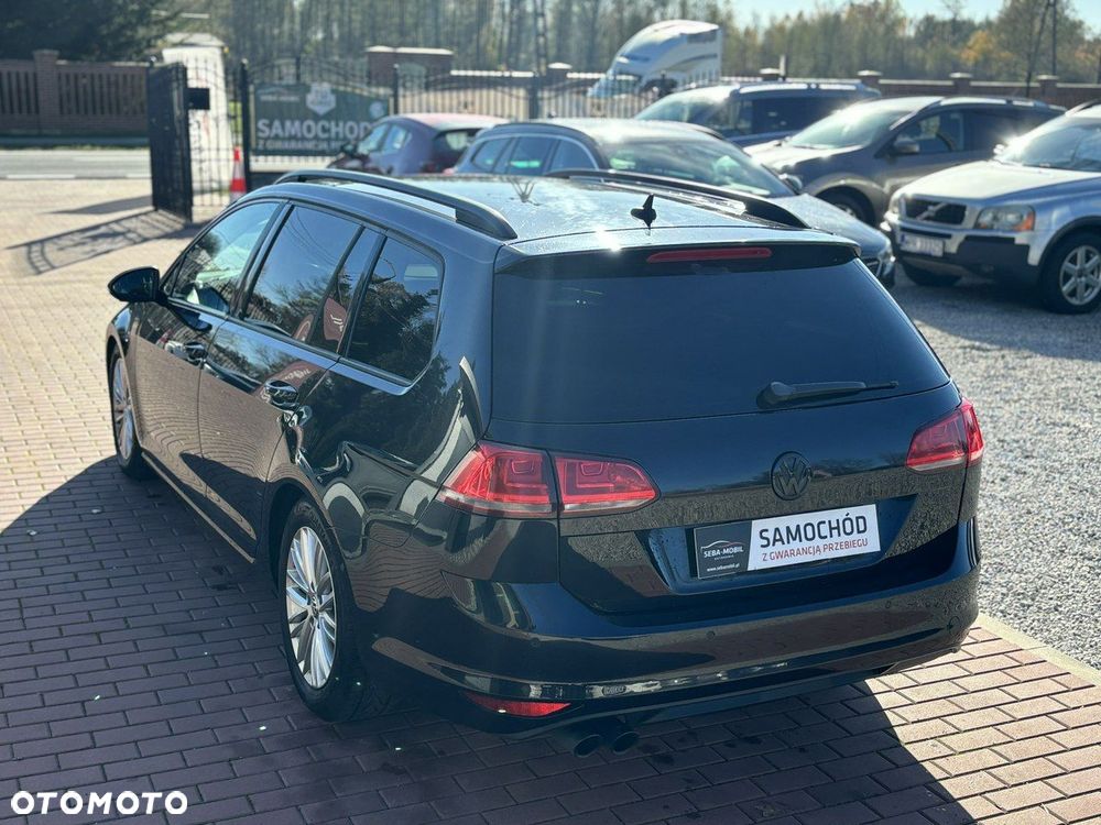 Volkswagen Golf - 11