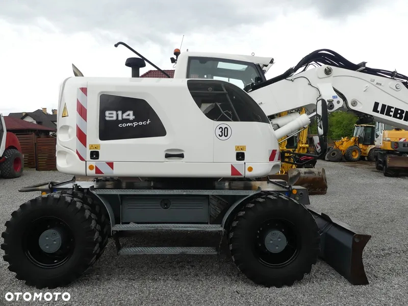 Liebherr A914 Compact / Sprowadzona / Serwisowana / - 40