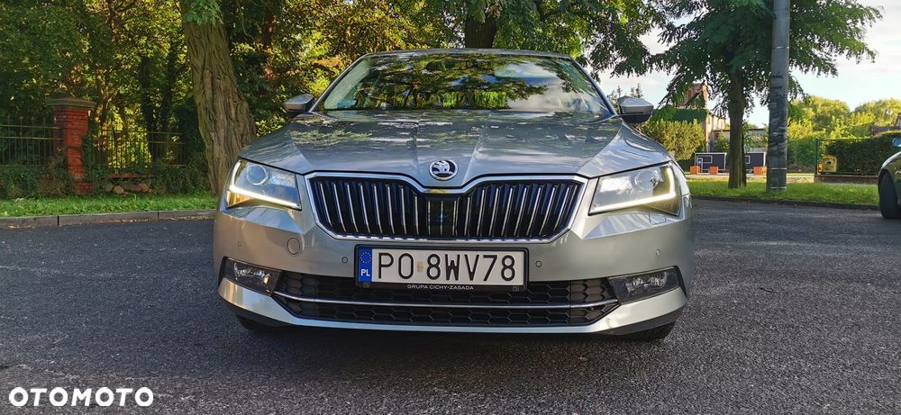 Skoda Superb 1.8 TSI Ambition DSG - 18