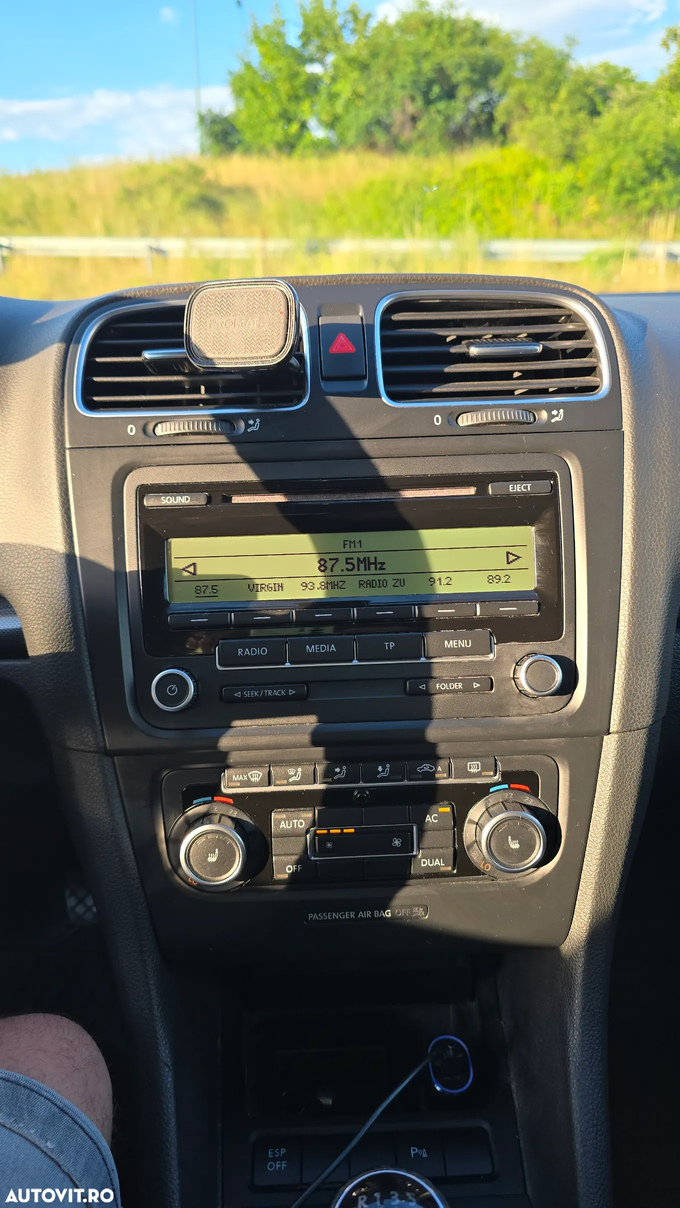 Volkswagen Golf - 8
