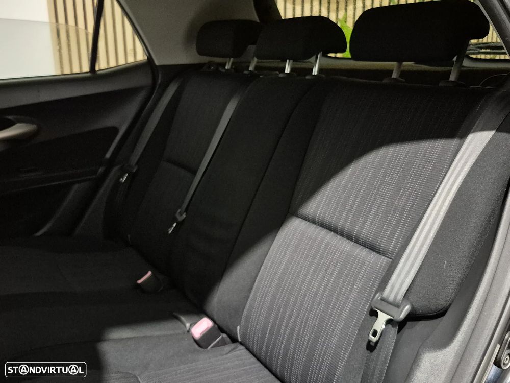 Toyota Auris 1.4 D-4D MMT Sol - 18