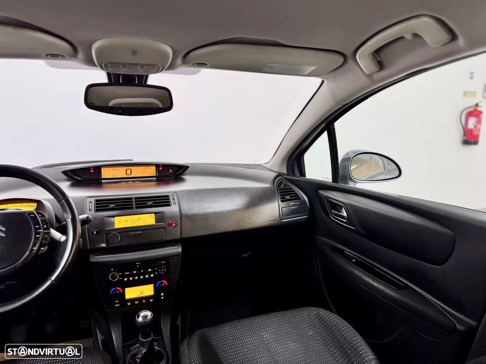 Citroën C4 1.6 HDi Exclusive - 19