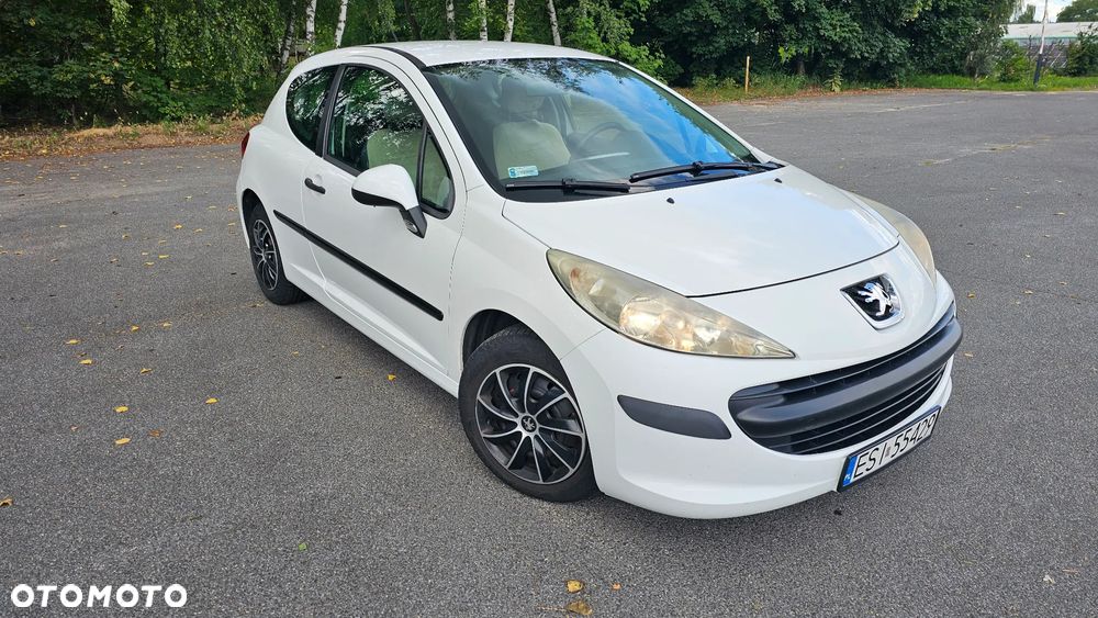 Peugeot 207 90 HDi FAP (Blue Lion) Filou - 8