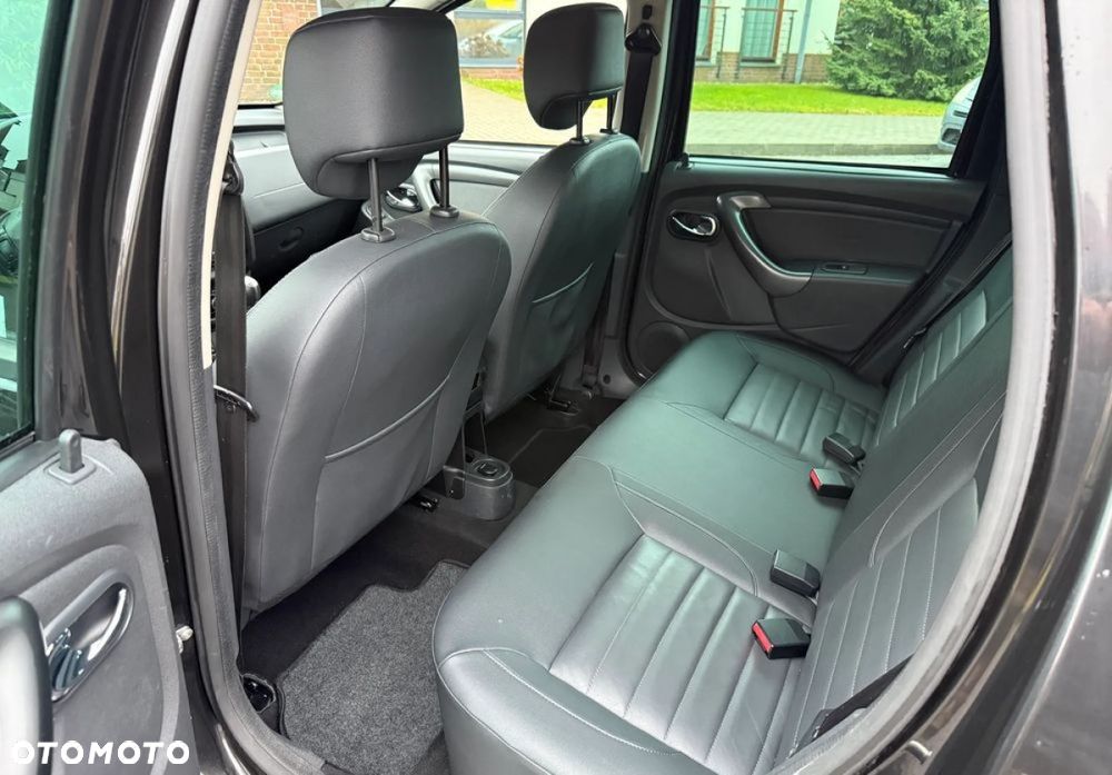 Dacia Duster 1.2 TCe Prestige 4x4 S&S EU6 - 32